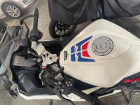 Polar White BMW G 310 RR