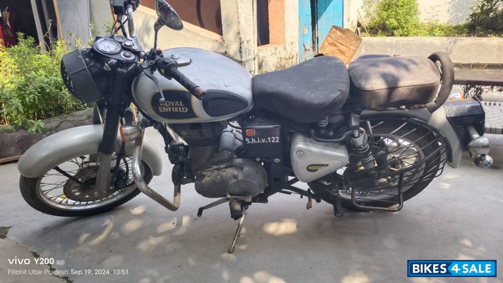 Royal Enfield Classic 350 Royal Enfield Classic 350