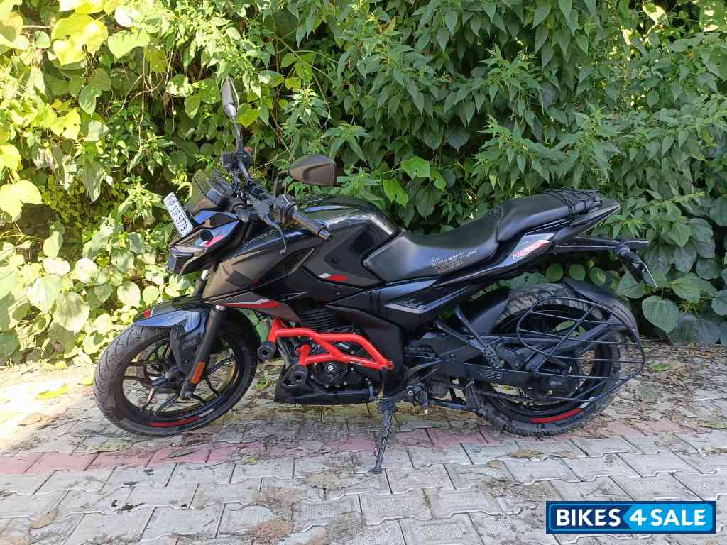 Black Bajaj Pulsar N250 Dual Channel ABS Black Bajaj Pulsar N250 Dual Channel ABS