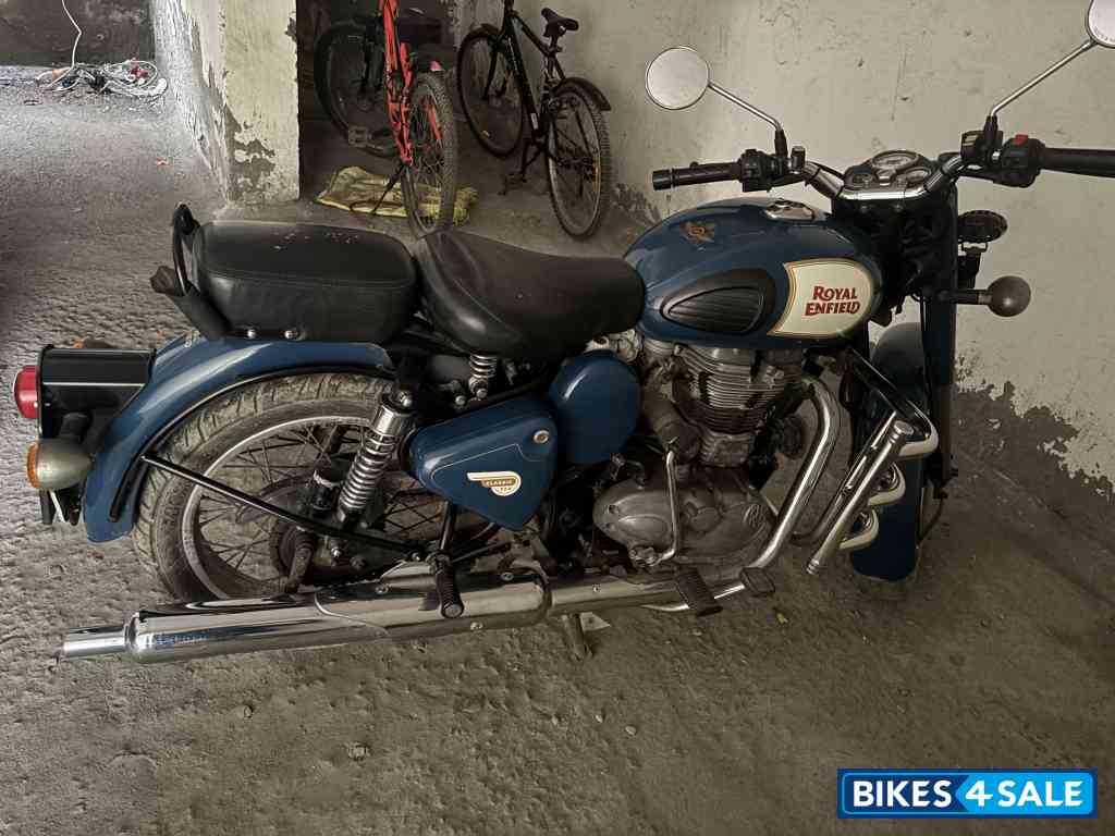 Royal Enfield Classic 350 Royal Enfield Classic 350