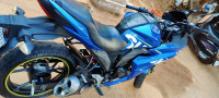 Blue Suzuki Gixxer SF