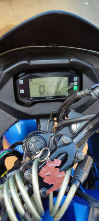 Blue Suzuki Gixxer SF