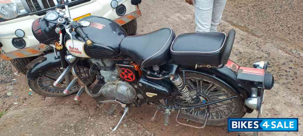 Royal Enfield Classic 350 Royal Enfield Classic 350