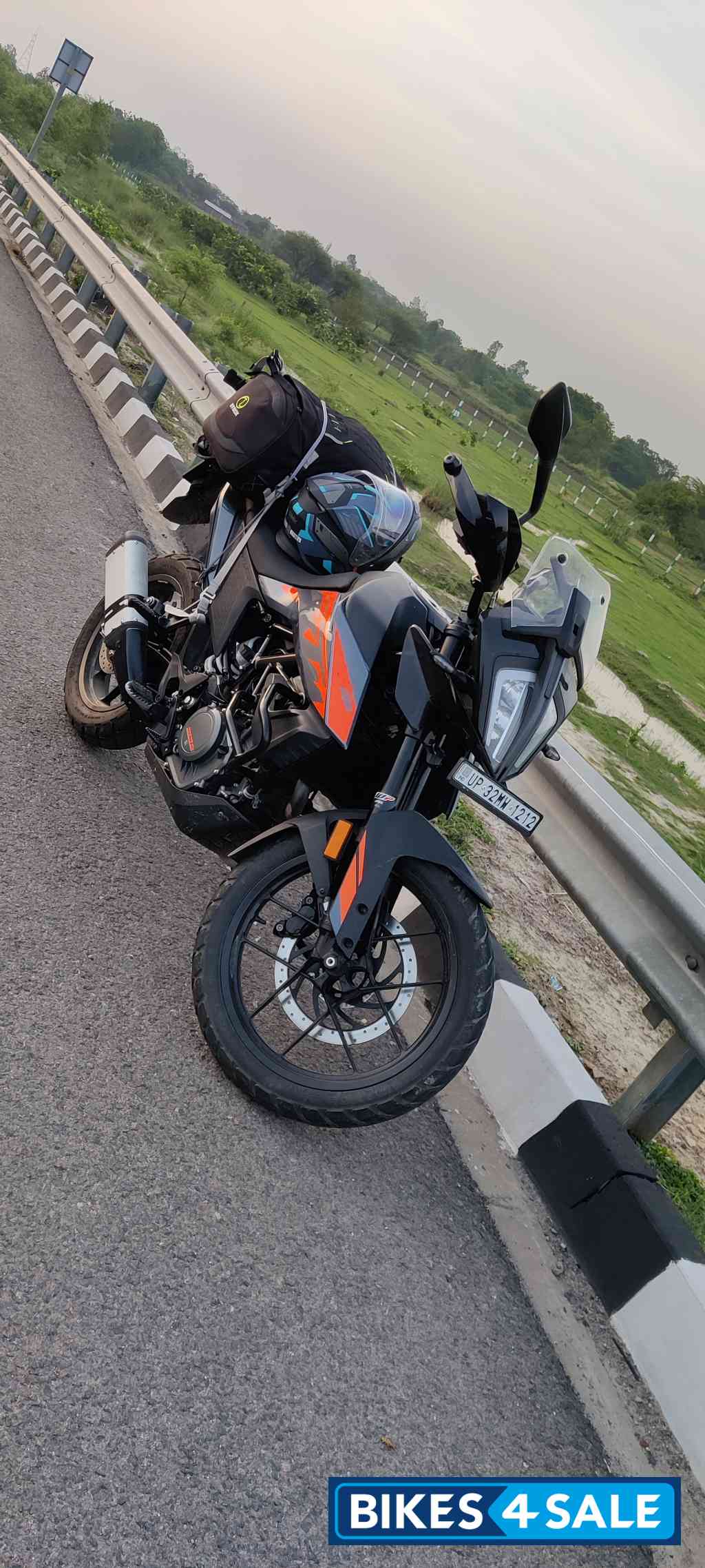 Black KTM 390 Adventure 2022