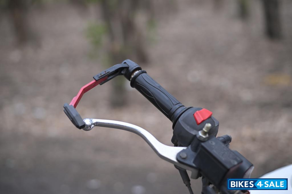 TVS Apache RTR 200 4V Race Edition 2.0 TVS Apache RTR 200 4V Race Edition 2.0