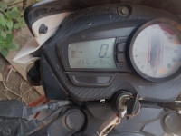 White TVS Apache RTR 160