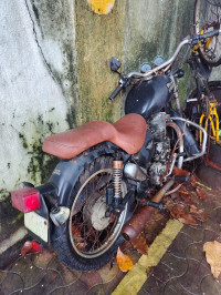 Royal Enfield Thunderbird TwinSpark 350 2006 Model