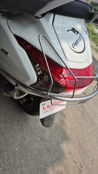White Honda Activa 6G Dlx