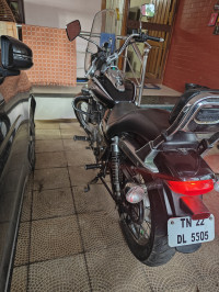 Black Bajaj Avenger Cruise 220 BS6