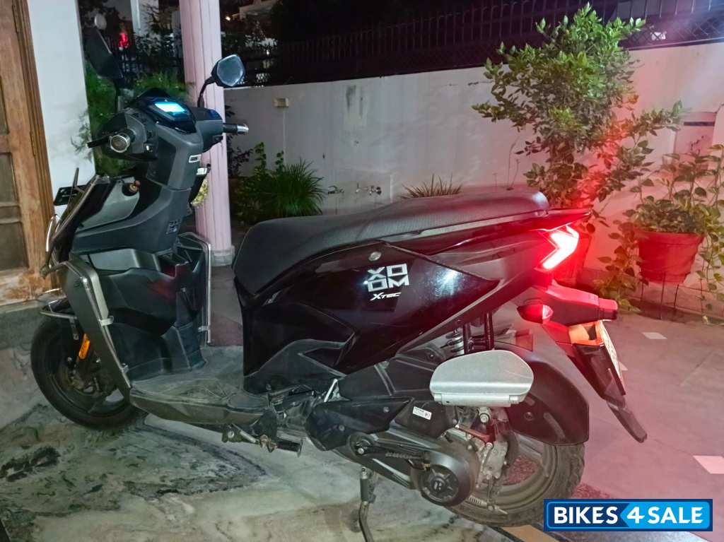 Black Hero Xoom ZX Black Hero Xoom ZX