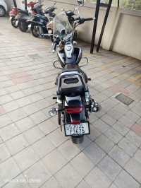 Black Bajaj Avenger Cruise 220 BS6
