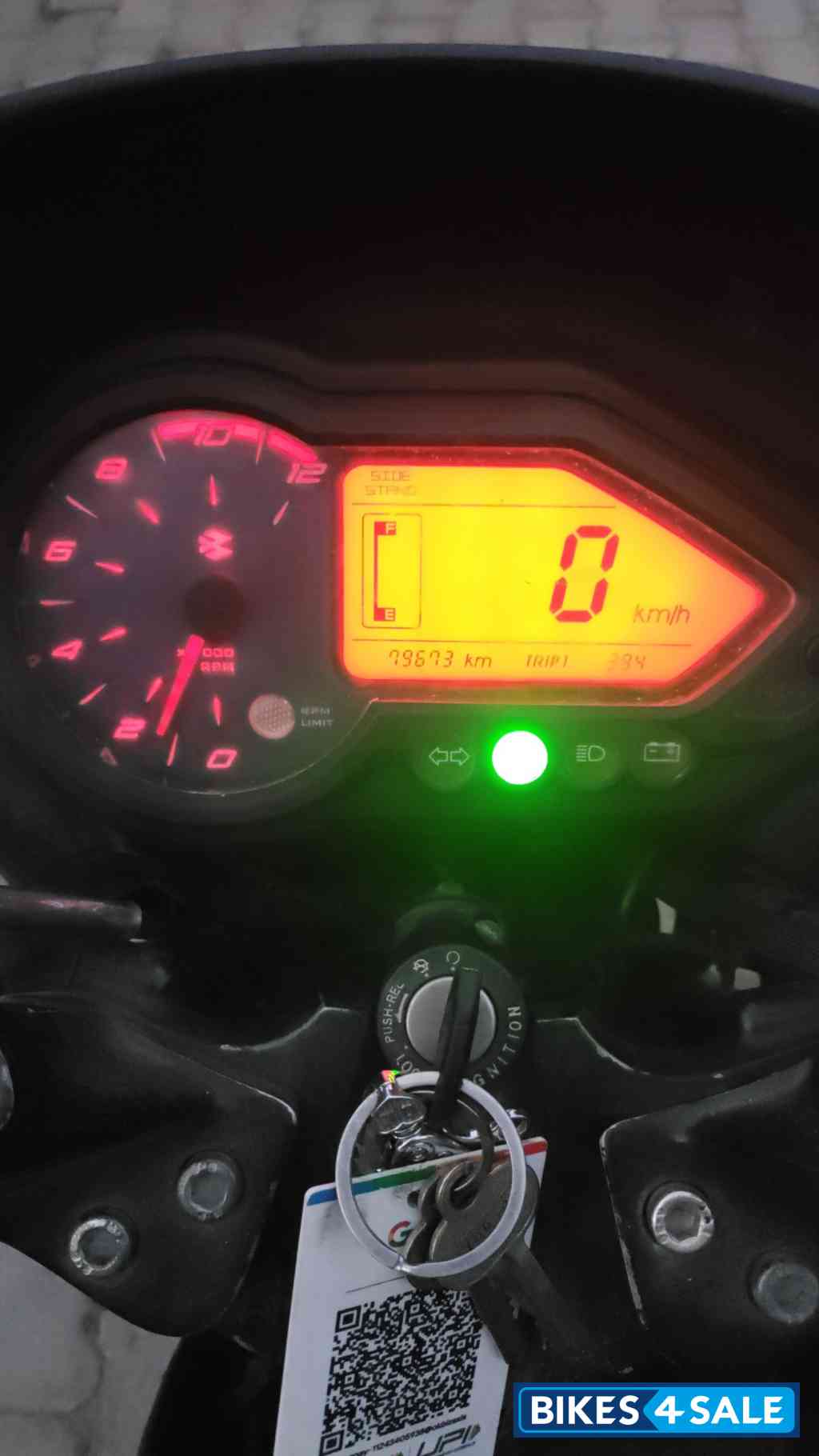 Black Bajaj Pulsar 150 Black Bajaj Pulsar 150