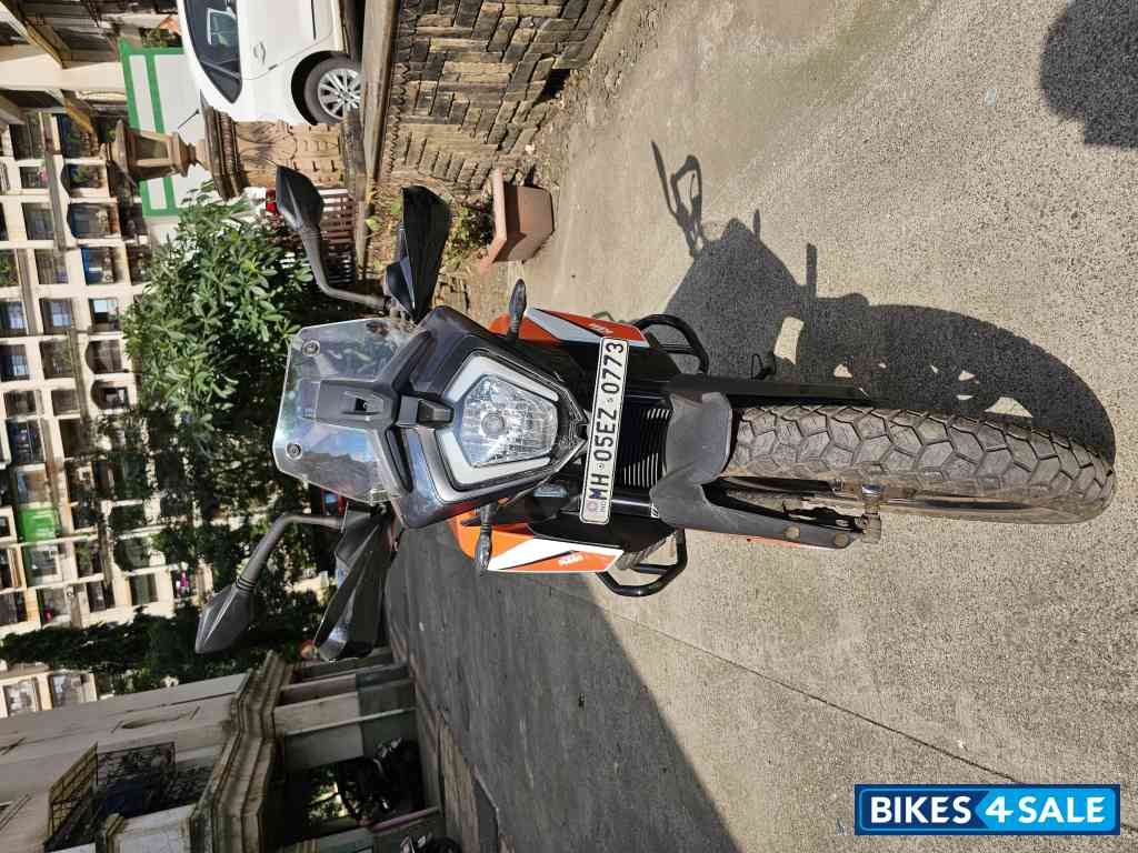 Orange KTM 250 Adventure 2022 Orange KTM 250 Adventure 2022