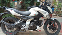 Bajaj Pulsar N150