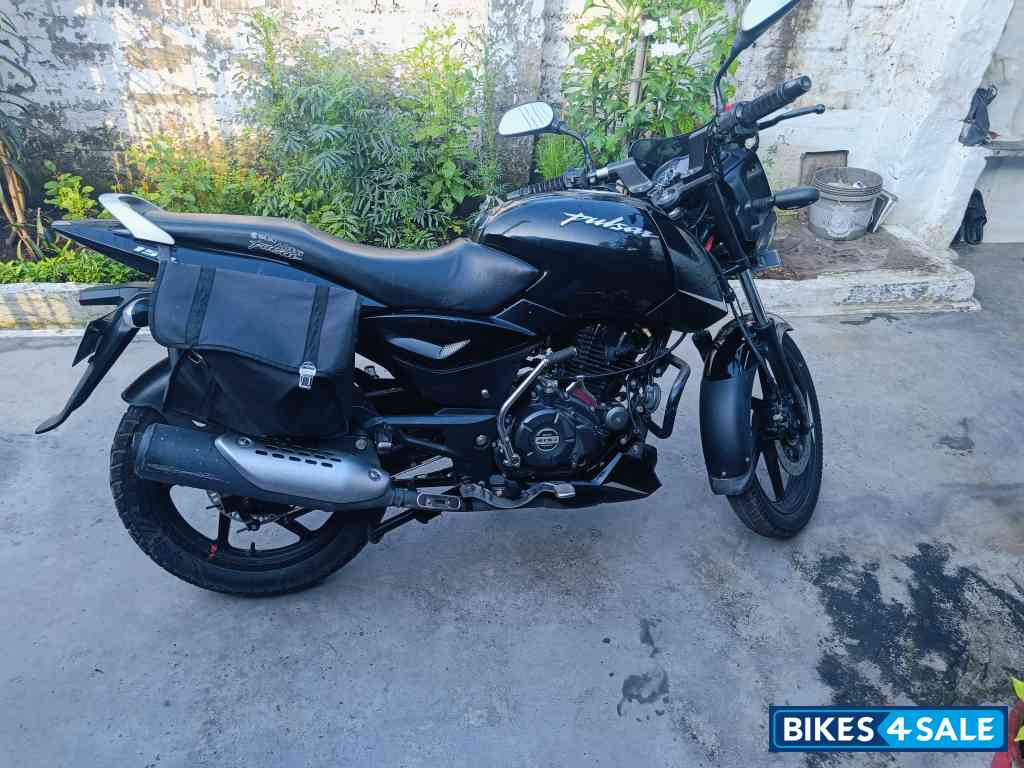 Bajaj Pulsar 150 BS6 Bajaj Pulsar 150 BS6