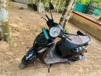 Bajaj Chetak Premium Tecpac 2024 Model