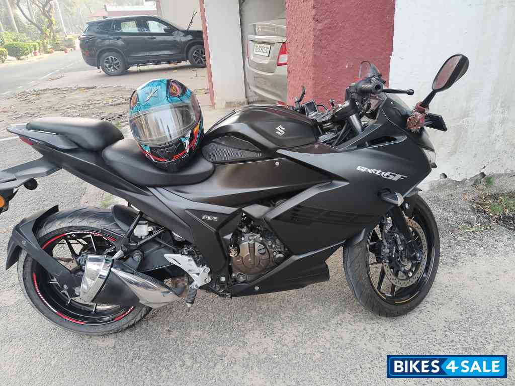 Suzuki Gixxer SF 250 BS6 Suzuki Gixxer SF 250 BS6