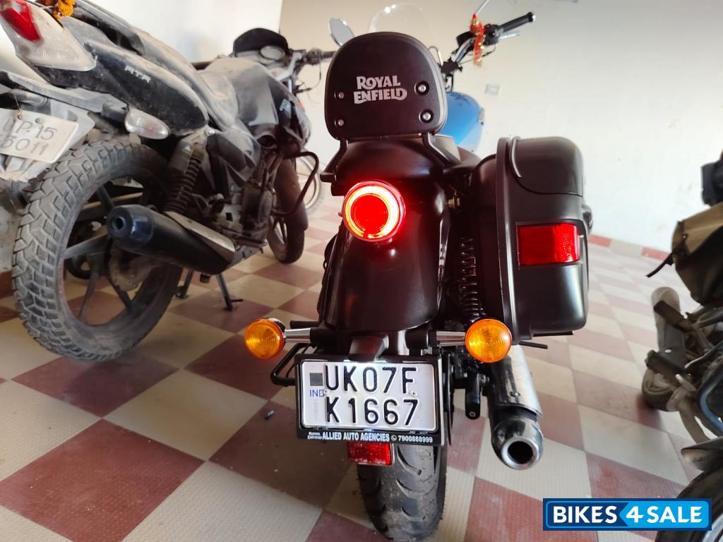 Blue Royal Enfield Meteor 350 Supernova Blue Royal Enfield Meteor 350 Supernova