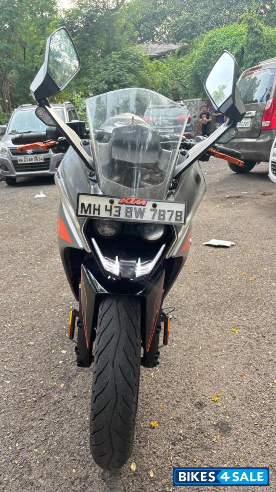 Silver Metallic Matt KTM RC 390 Silver Metallic Matt KTM RC 390