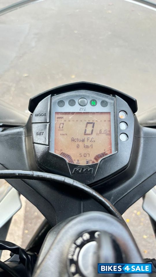 Silver Metallic Matt KTM RC 390 Silver Metallic Matt KTM RC 390