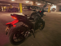 Grey Suzuki Gixxer 150