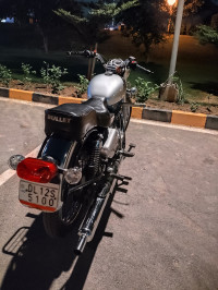 Royal Enfield Bullet 350