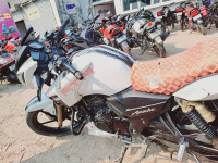 Wight TVS Apache RTR 180