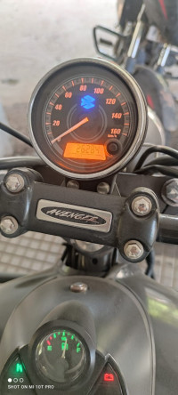 Bajaj Avenger Street 220