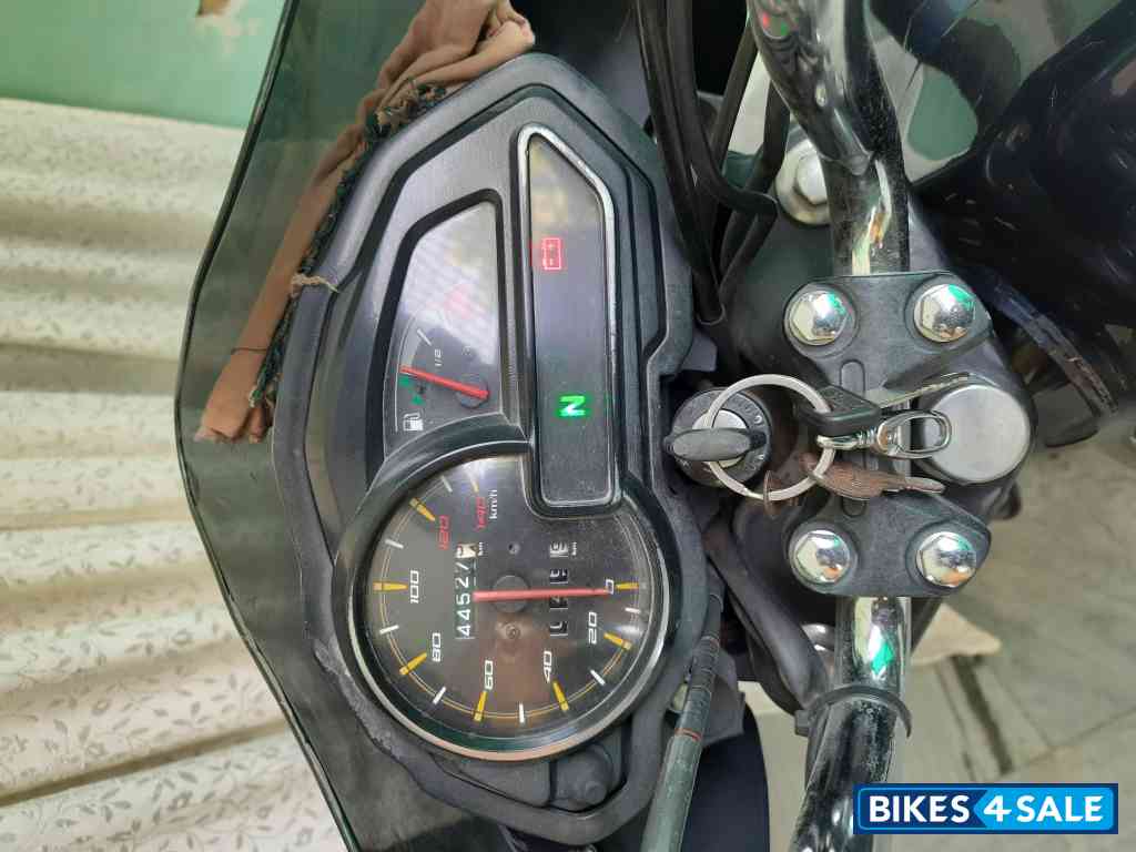 Bajaj Discover 150 S Bajaj Discover 150 S