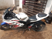 Yamaha YZF R15 V2 2013 Model