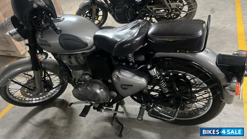 Royal Enfield Classic 350