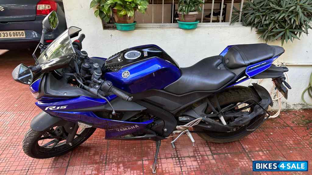 Blue Yamaha YZF R15 V3
