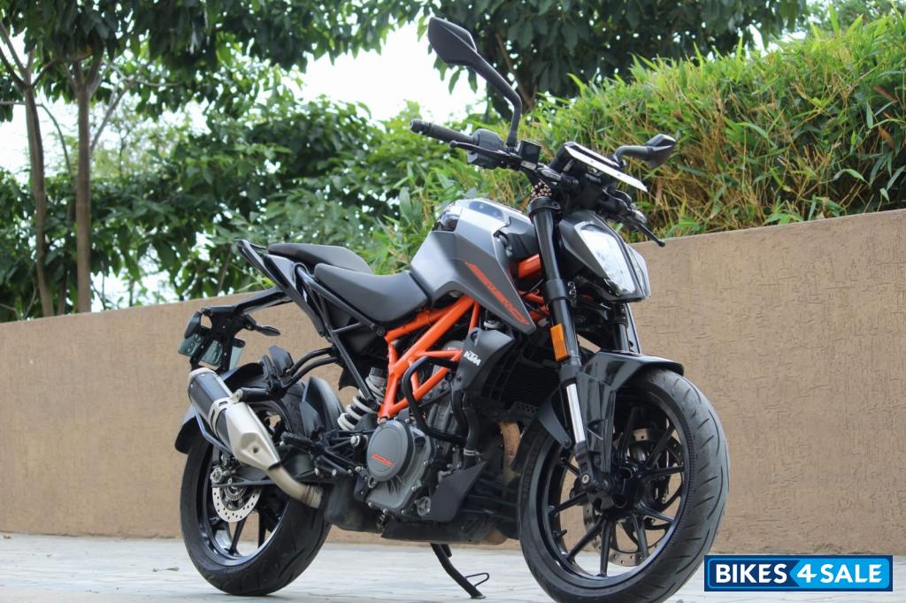 KTM Duke 390 2022