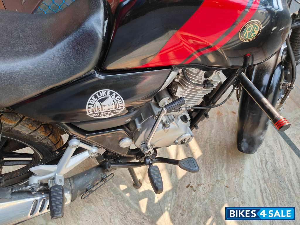 Black And Red Bajaj V15 Black And Red Bajaj V15