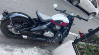 Jawa 42 Bobber Red Sheen 2024 Model