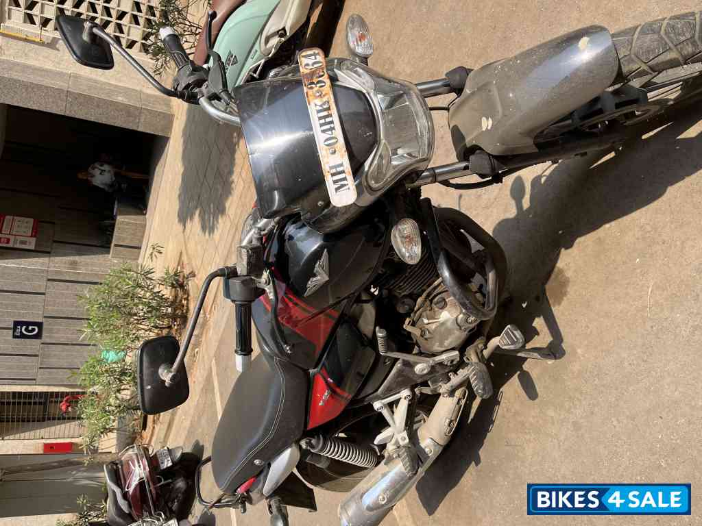 Red And Black Bajaj V15 Red And Black Bajaj V15