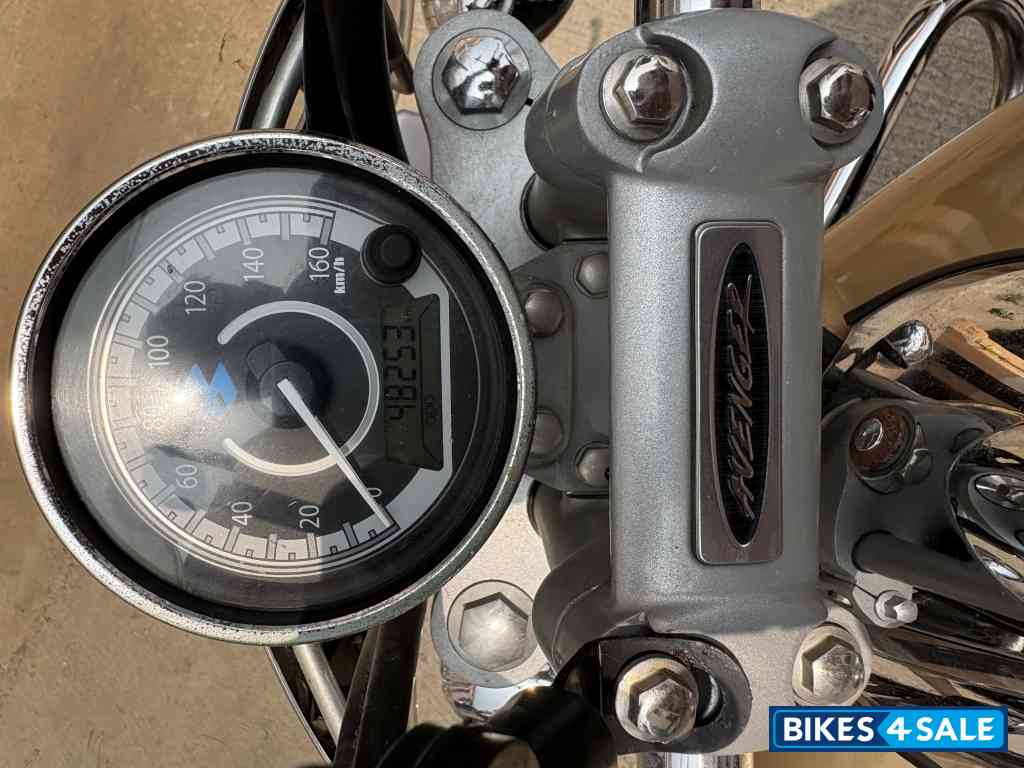 Bajaj Avenger Cruise 220 Bajaj Avenger Cruise 220