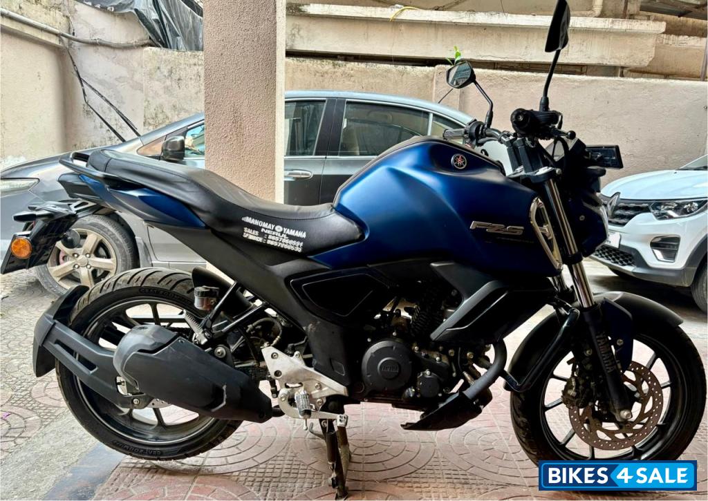 Matt Blue Yamaha FZ-S FI Ver 4.0 Matt Blue Yamaha FZ-S FI Ver 4.0