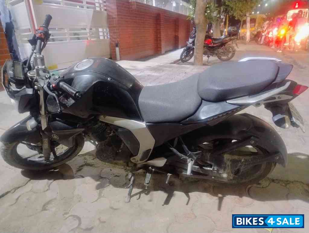 Yamaha FZ FI V2 Yamaha FZ FI V2