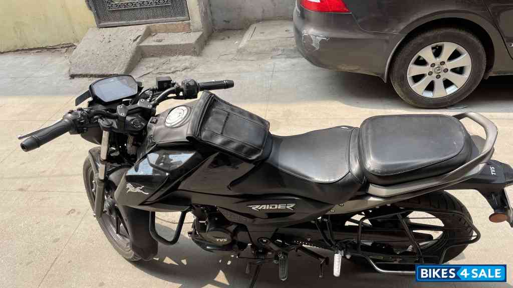 TVS Raider 125