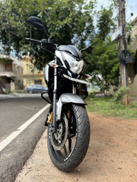 Bajaj Pulsar NS200