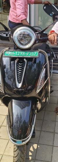 Bajaj Chetak Premium 2023 Model