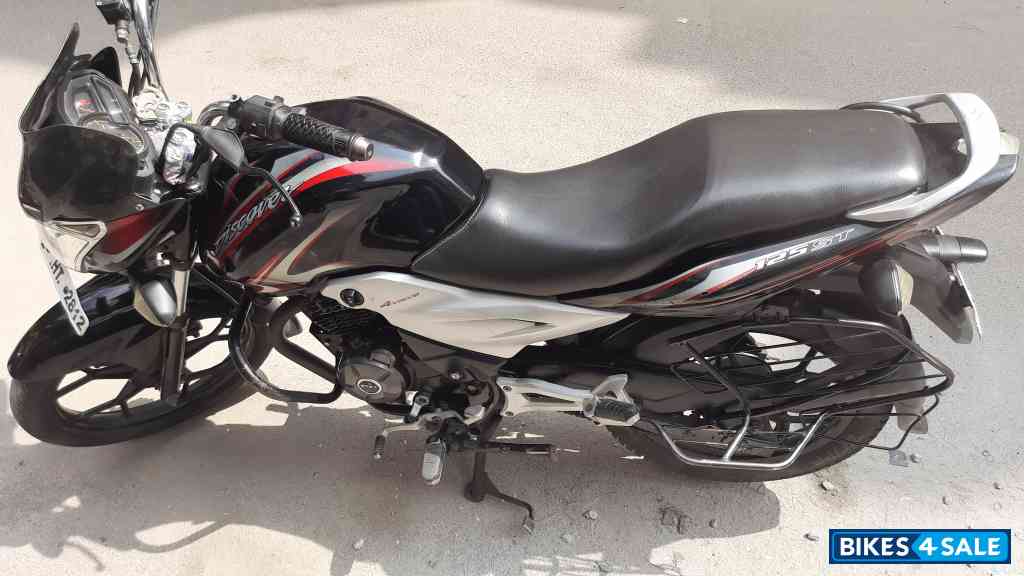 Bajaj Discover 125 ST