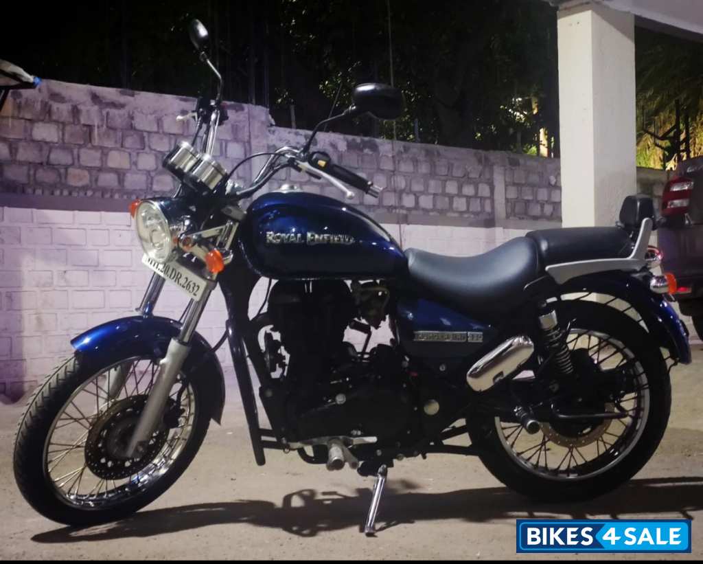 Marine Blue Royal Enfield Thunderbird 350 Marine Blue Royal Enfield Thunderbird 350