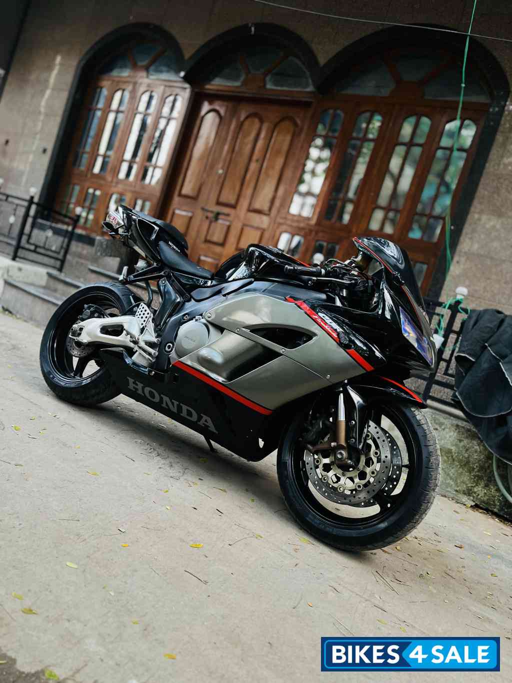 Black And Grey Honda CBR1000RR Fireblade Black And Grey Honda CBR1000RR Fireblade
