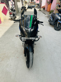 Bajaj Pulsar 220F BS6