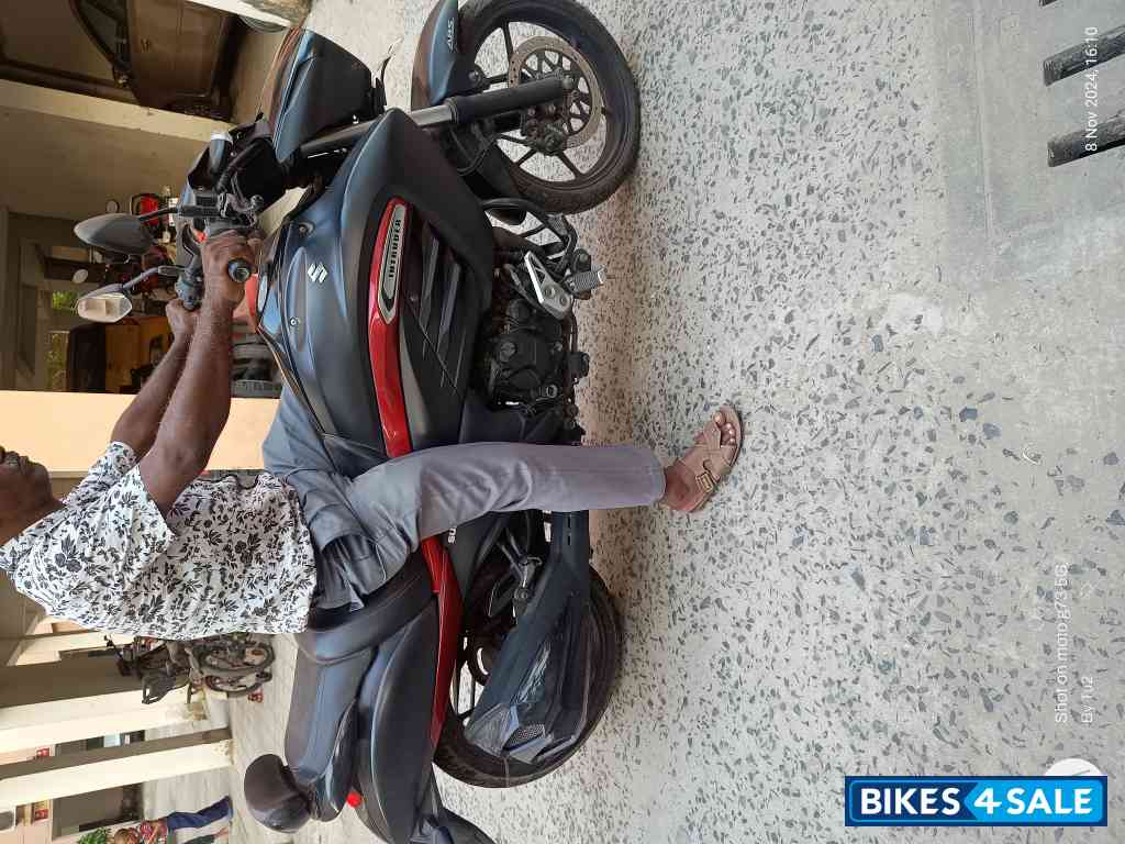 Dark Gray Suzuki Intruder 150 FI Dark Gray Suzuki Intruder 150 FI