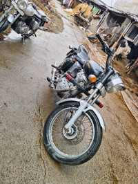 Black Royal Enfield Bullet 350 Twinspark