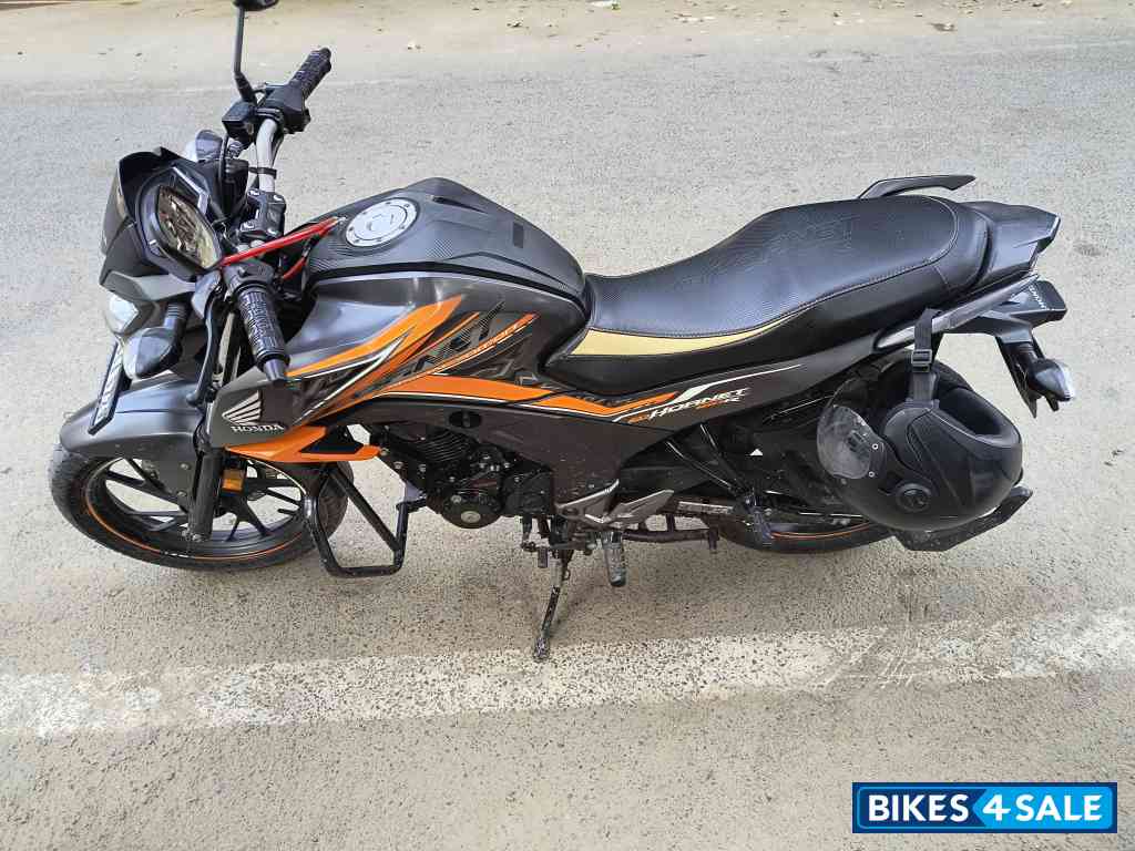 Honda CB Hornet 160R ABS