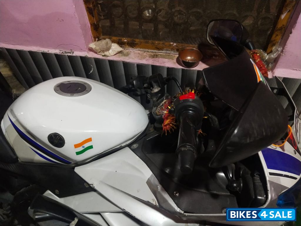 Yamaha YZF R15 Yamaha YZF R15